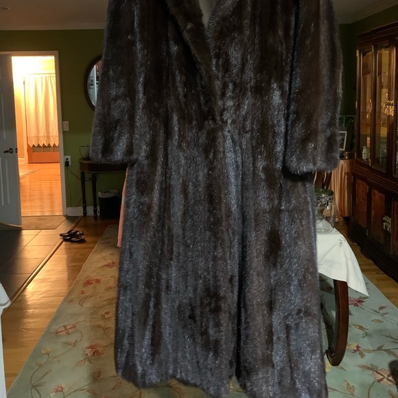 Mink coat - Picture 3 of 5